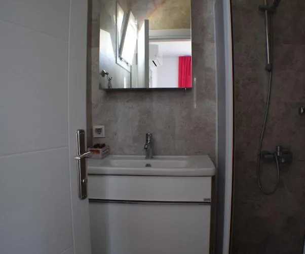 Forever Boutique (adults Only) Bed & Breakfast 2*