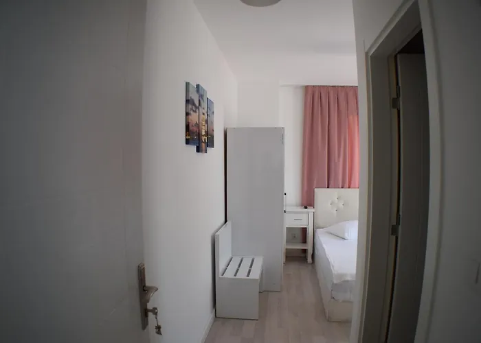 Forever Boutique (adults Only) Bed & Breakfast 2*