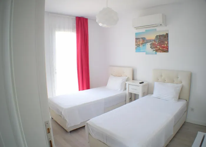 Forever Boutique (adults Only) Bed & Breakfast 2*